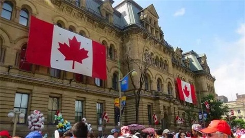 加拿大留学你要知道的各省购物税!